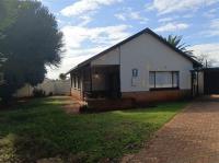 Front View of property in Edelweiss