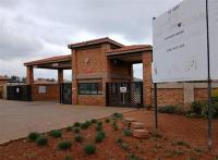 Front View of property in Daggafontein