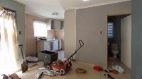 Lounges - 12 square meters of property in Soshanguve East