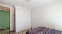 Bed Room 1 - 15 square meters of property in Pretoria North