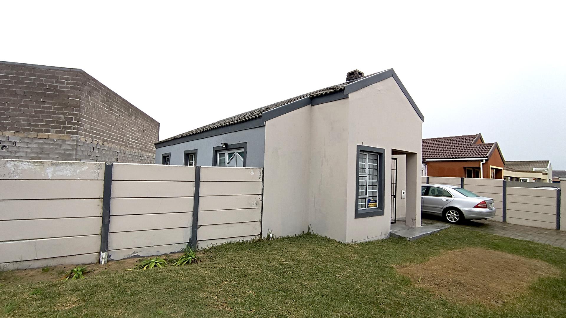 Front View of property in Sillwood Heights