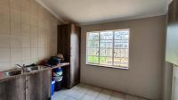 Scullery - 10 square meters of property in Dalview