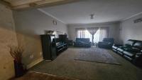 Lounges - 42 square meters of property in Dalview