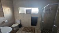 Bathroom 2 of property in Dalview