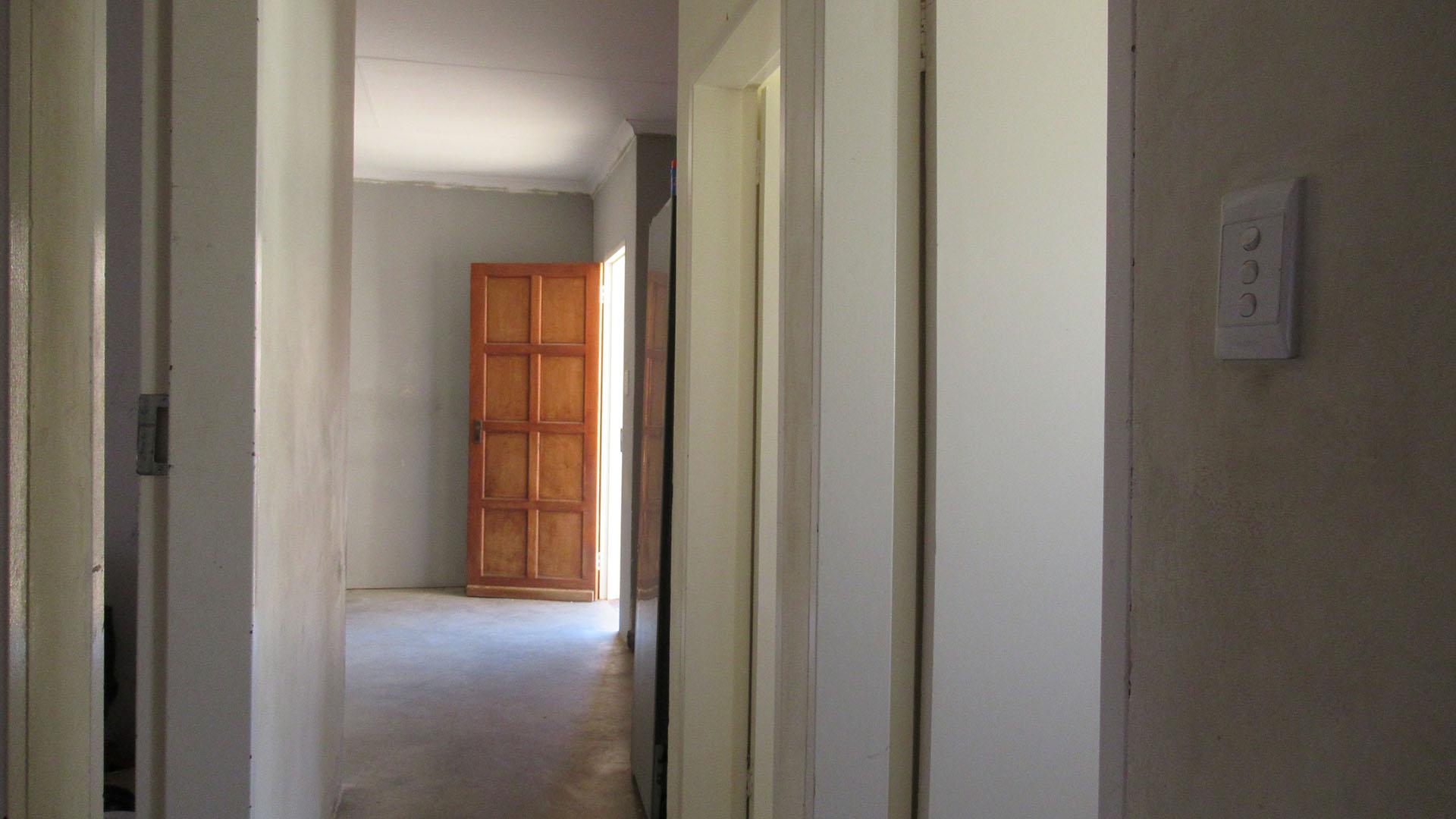 Spaces - 3 square meters of property in Tirong 