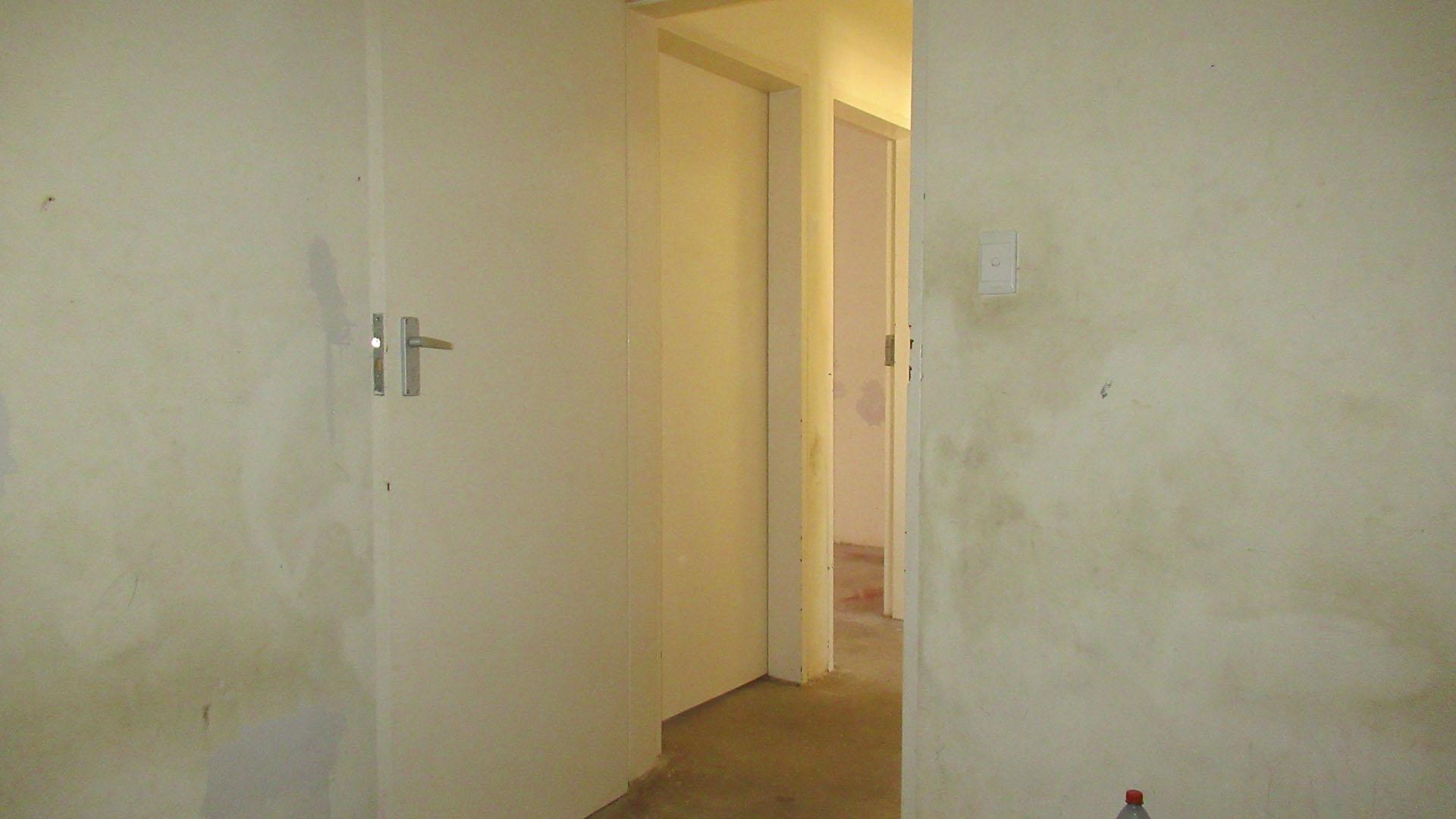 Bed Room 3 - 8 square meters of property in Tirong 