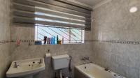 Bathroom 1 of property in Brakpan