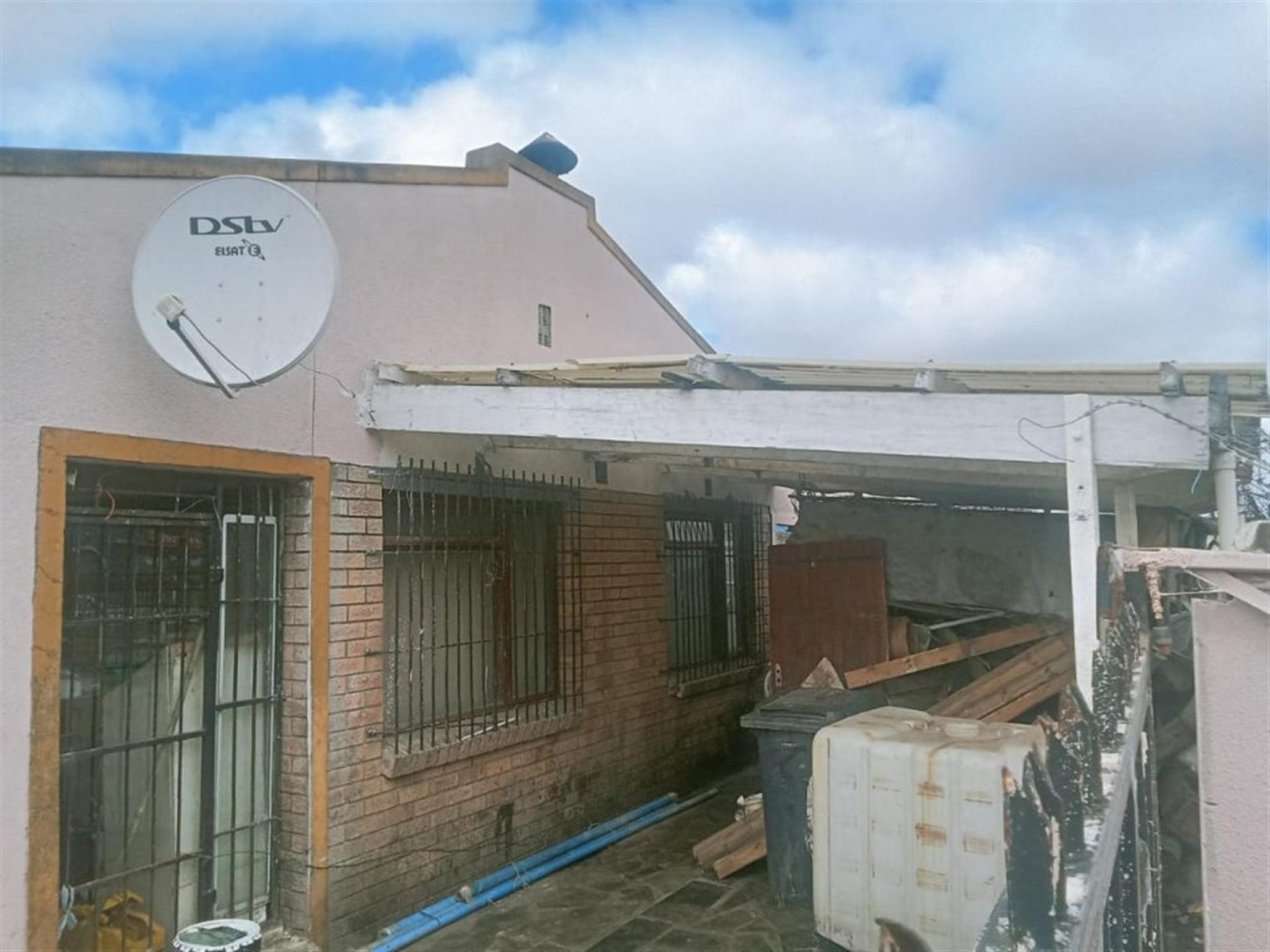 Front View of property in Bellville