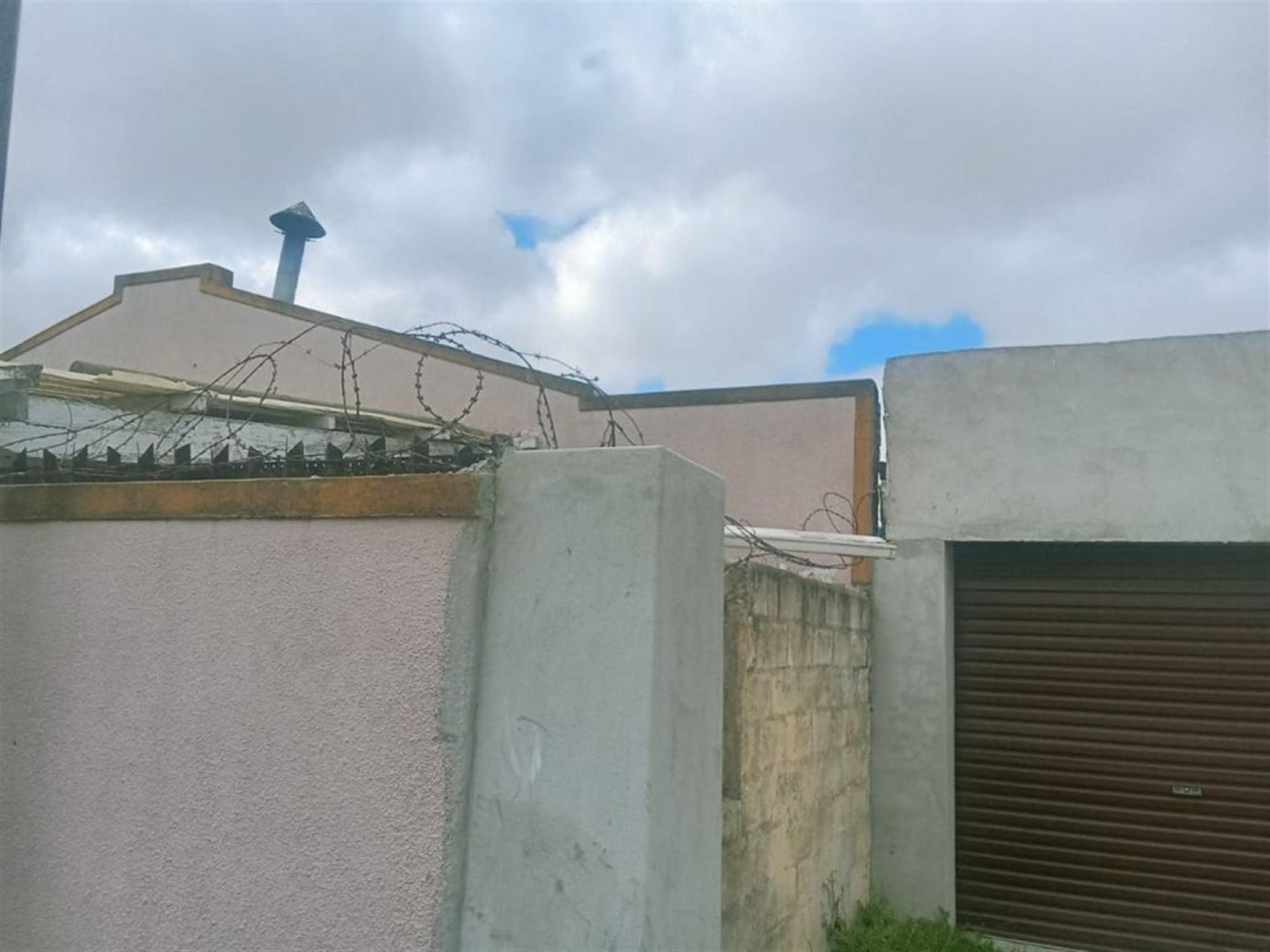 Front View of property in Bellville
