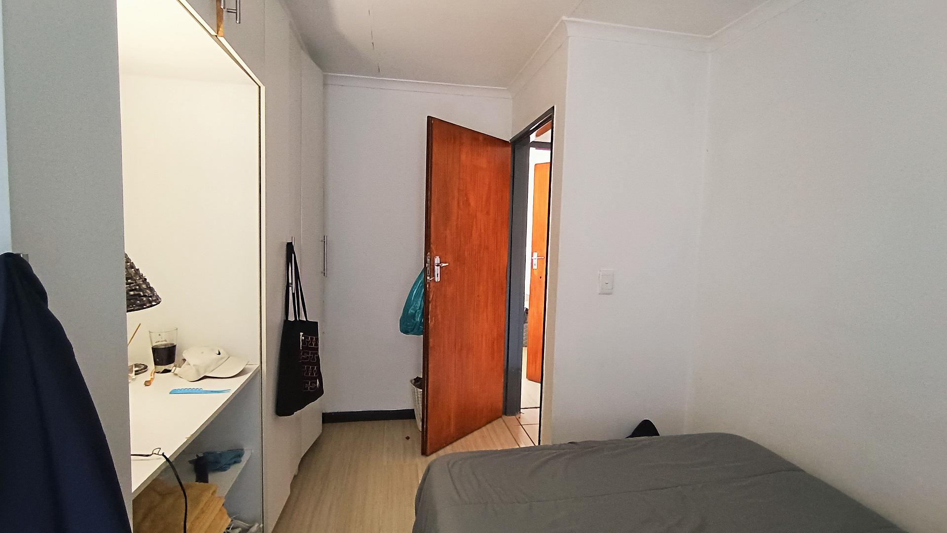 Bed Room 3 - 10 square meters of property in Westridge CP