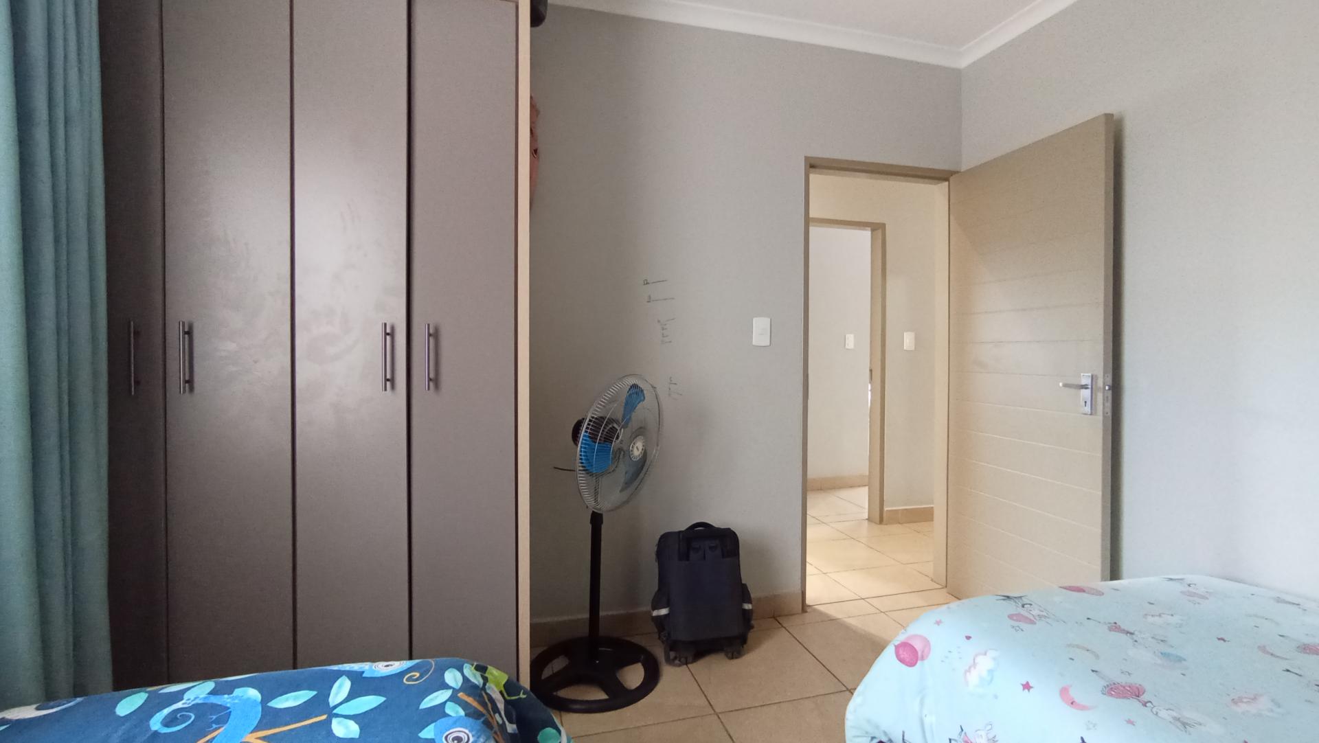 Bed Room 3 - 13 square meters of property in Andeon