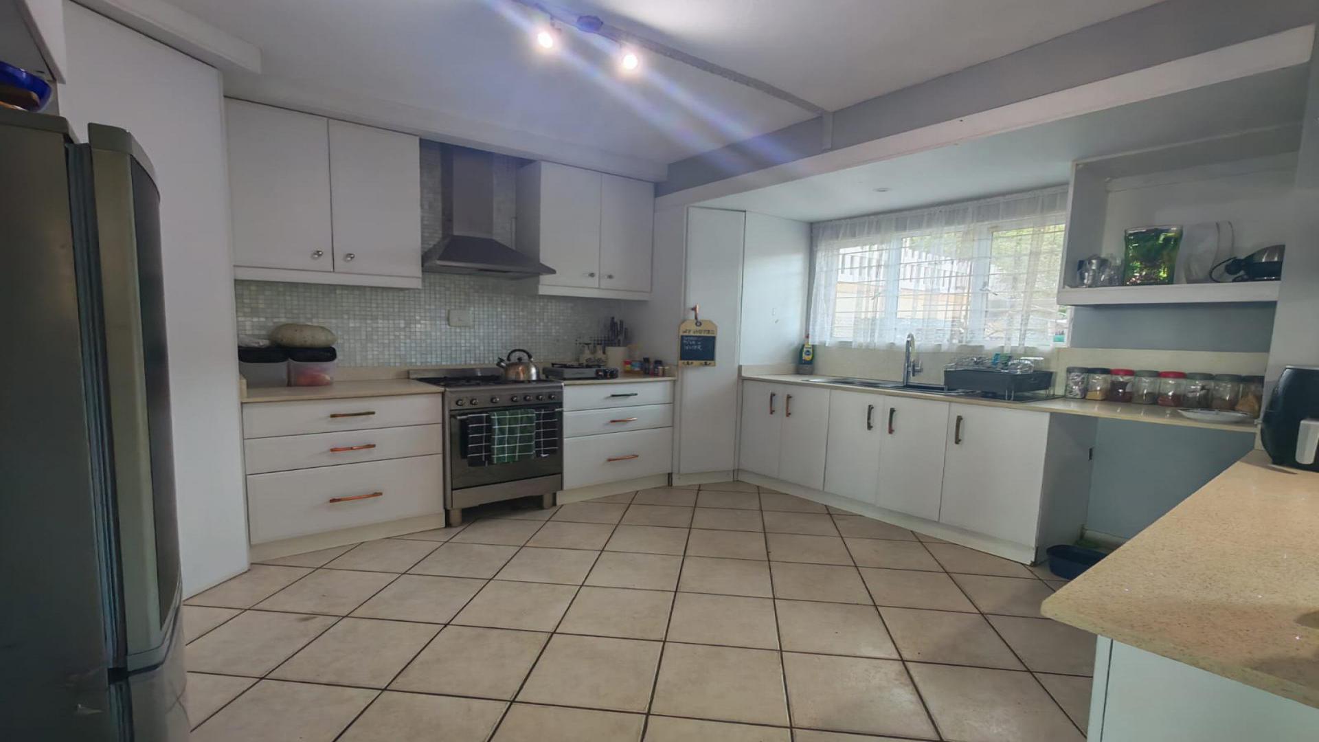 Kitchen of property in Tongaat