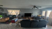 Lounges of property in Tongaat