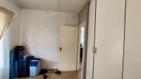 Bed Room 1 - 11 square meters of property in Krugersrus