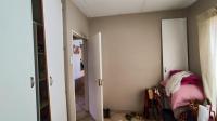 Bed Room 2 - 10 square meters of property in Krugersrus