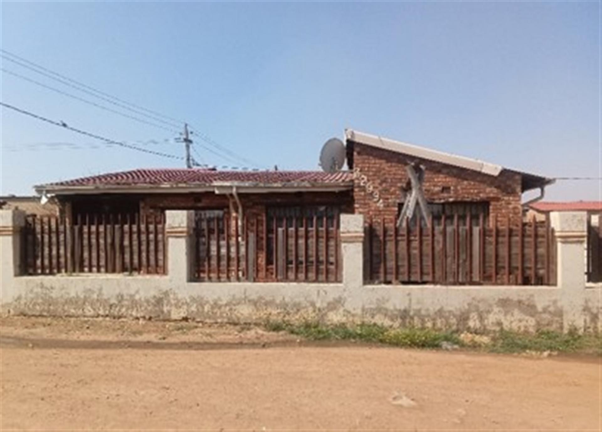 Front View of property in Tsakane