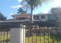 Front View of property in Kwandengezi