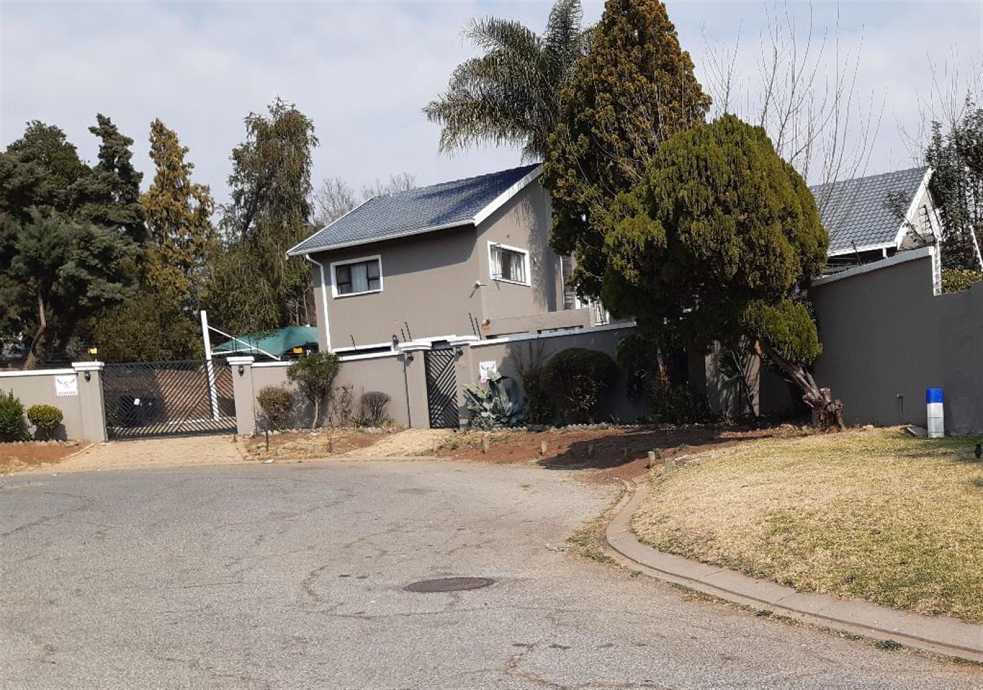 Front View of property in Northwold