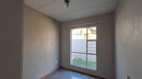 Main Bedroom - 13 square meters of property in Albertsdal
