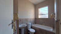 Bathroom 1 - 5 square meters of property in Albertsdal