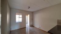 Lounges - 22 square meters of property in Albertsdal