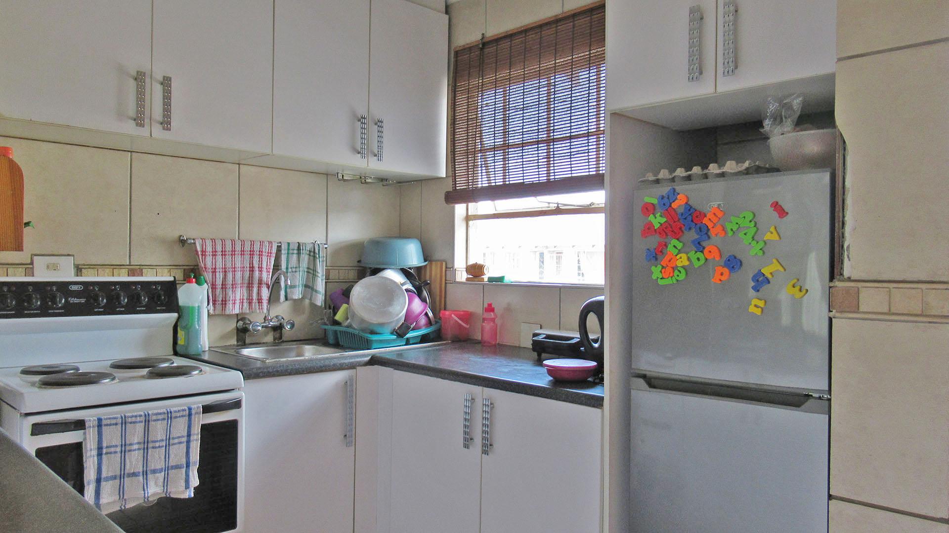 Kitchen - 6 square meters of property in Boksburg