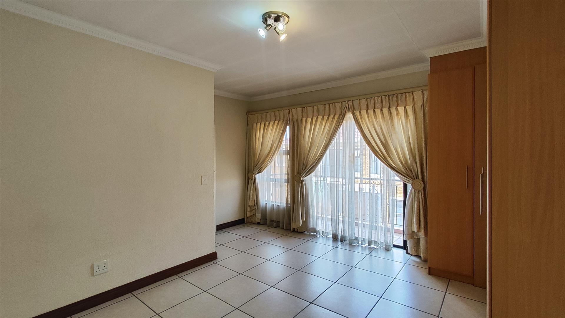 Bed Room 3 of property in Newmarket Park