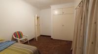 Bed Room 2 - 21 square meters of property in Sinoville