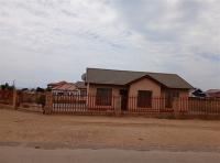 Front View of property in Tlhabane West