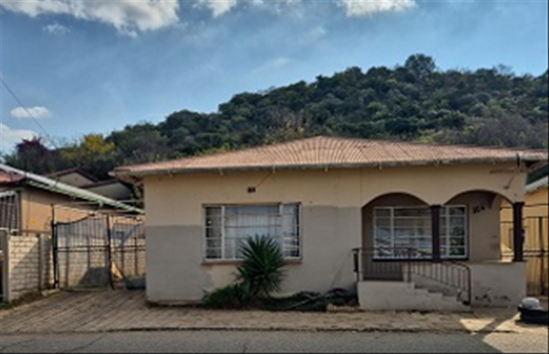 Front View of property in Klerksdorp