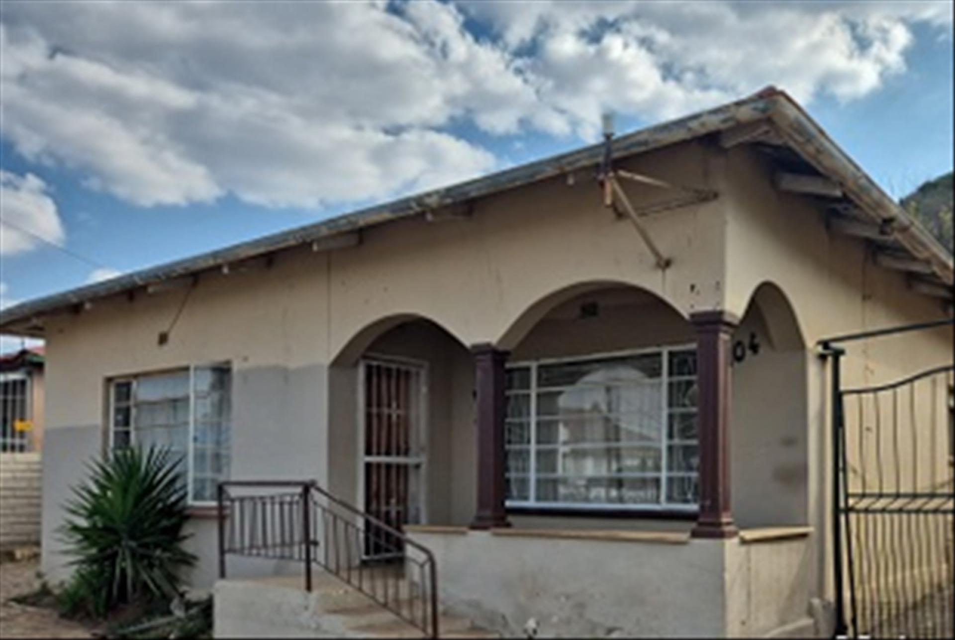 Front View of property in Klerksdorp