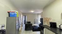 Kitchen - 12 square meters of property in Heuweloord