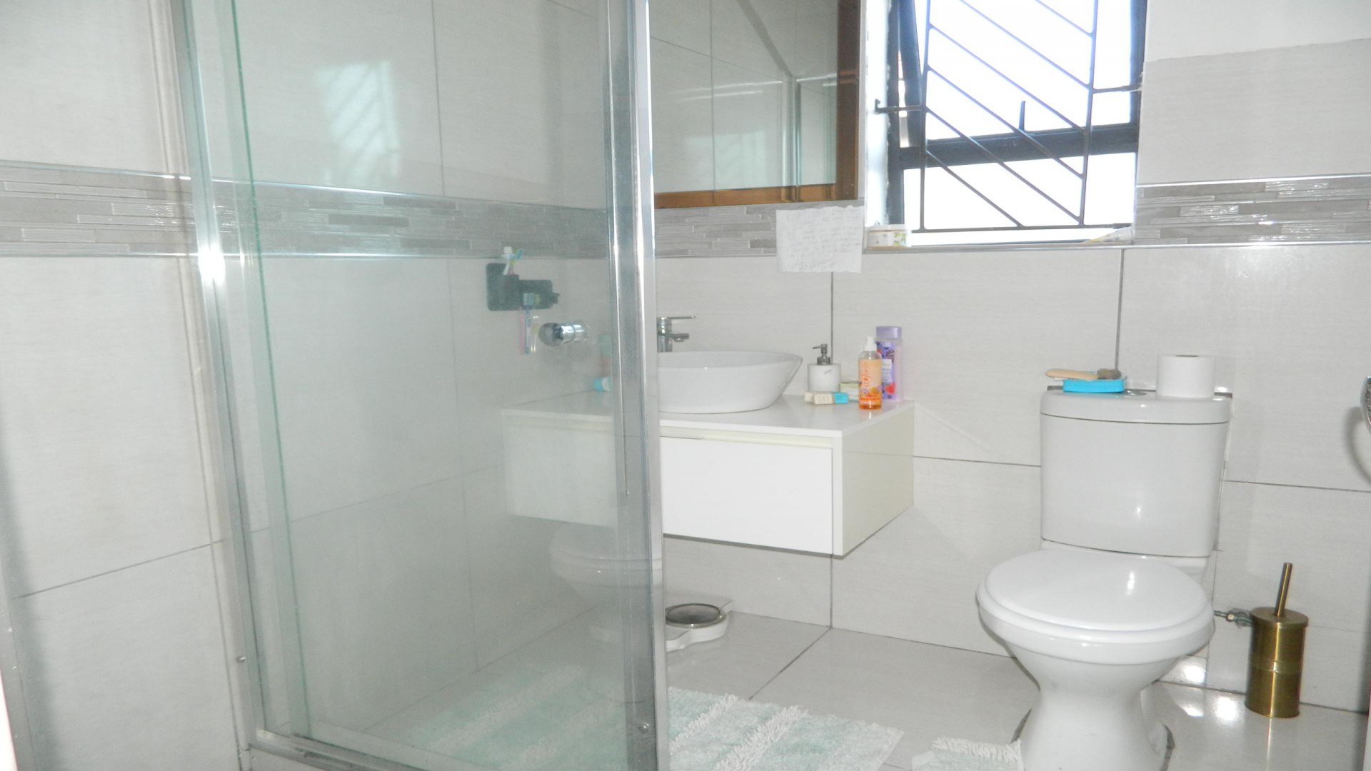 Bathroom 1 of property in Mitchells Plain