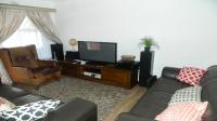 Lounges of property in Mitchells Plain