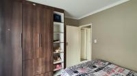 Bed Room 2 - 11 square meters of property in Crystal Park