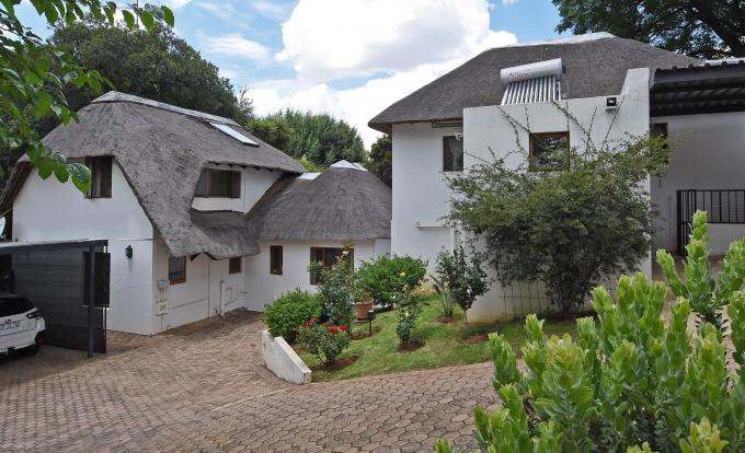 3 Bedroom House for Sale For Sale in Weltevreden Park - MR618311