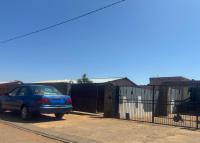 Front View of property in Dobsonville