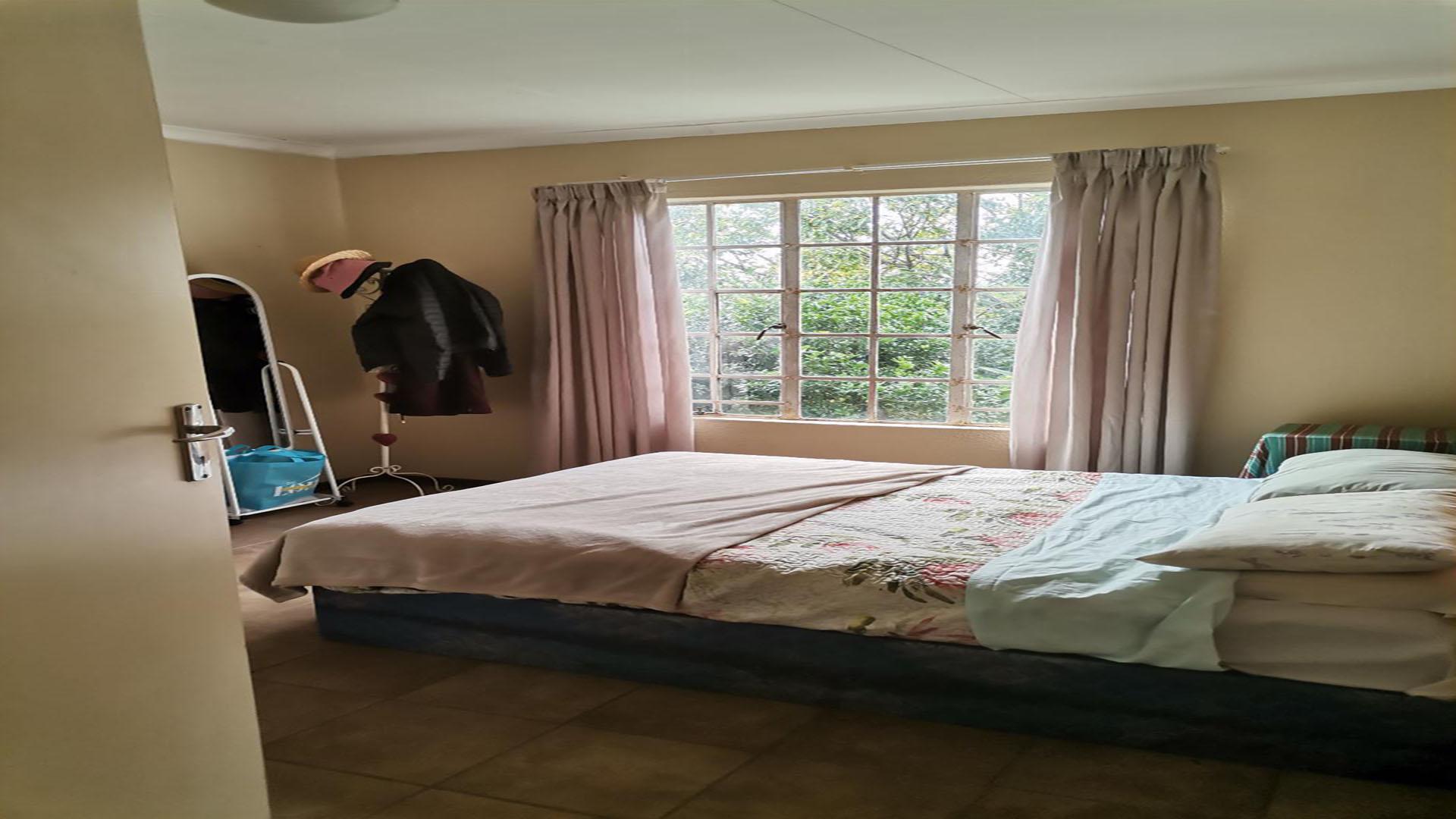 Bed Room 1 of property in Faerie Glen