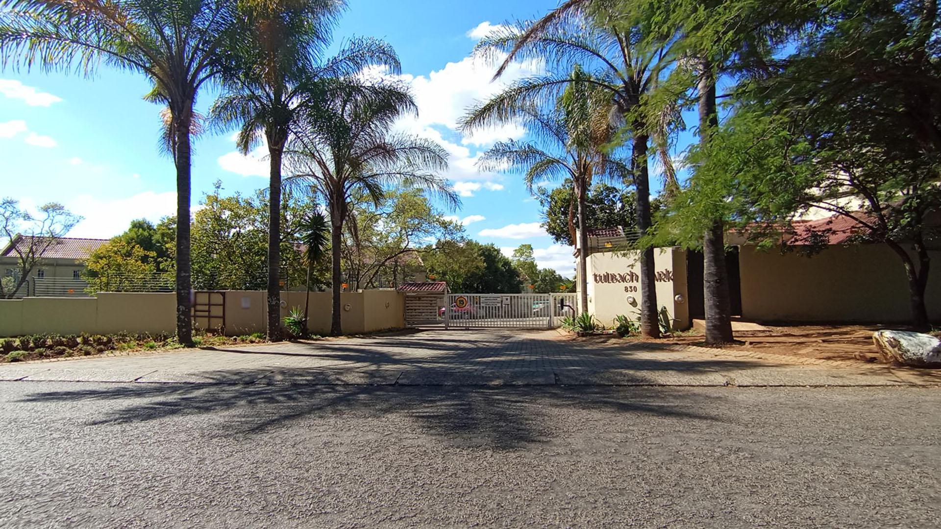Front View of property in Faerie Glen