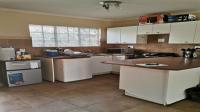 Kitchen of property in Faerie Glen