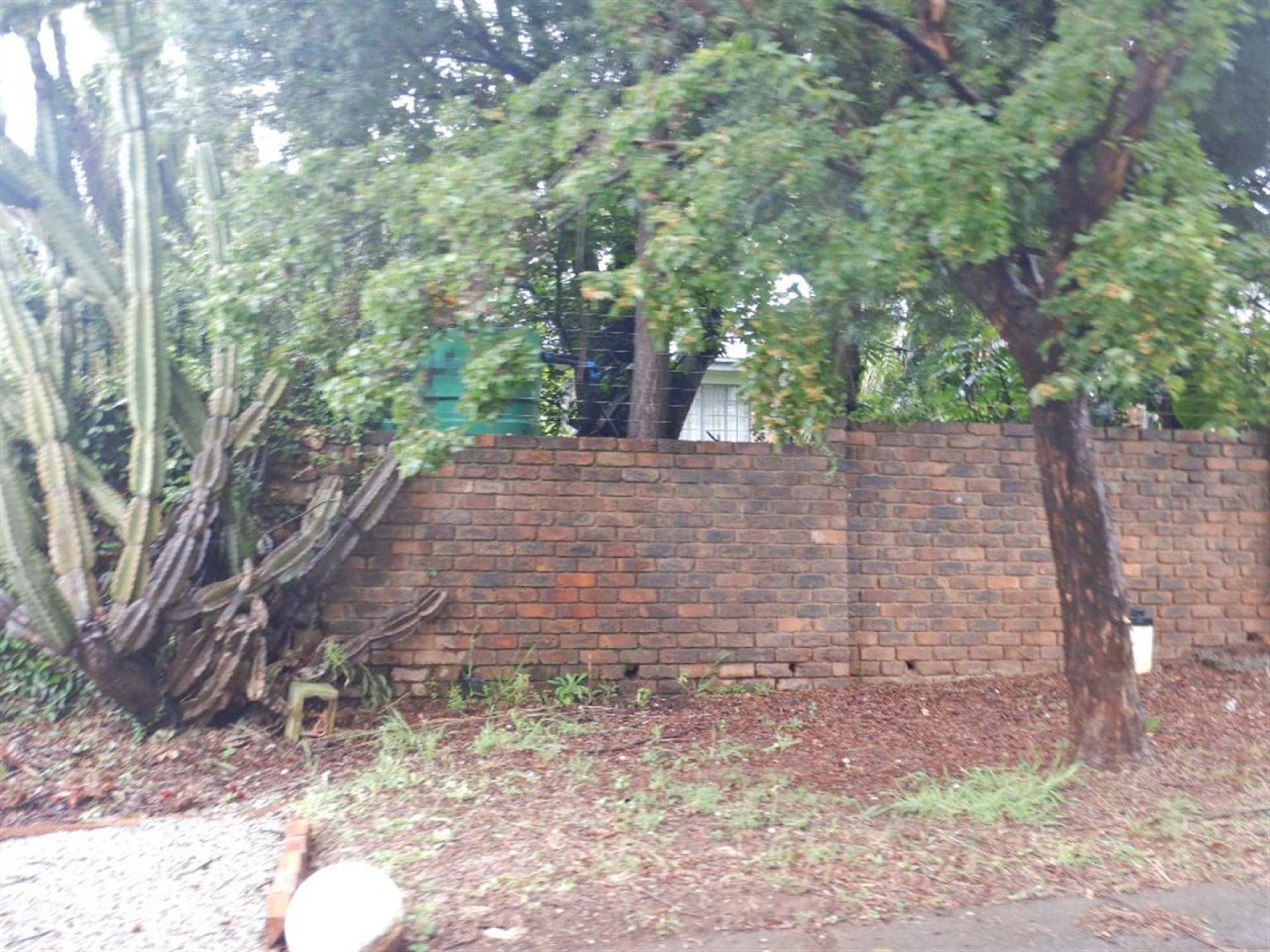 Front View of property in Eldoraigne