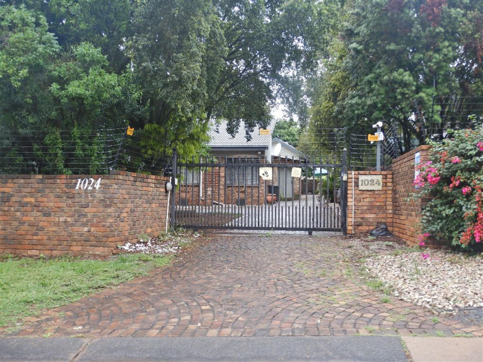 Front View of property in Eldoraigne