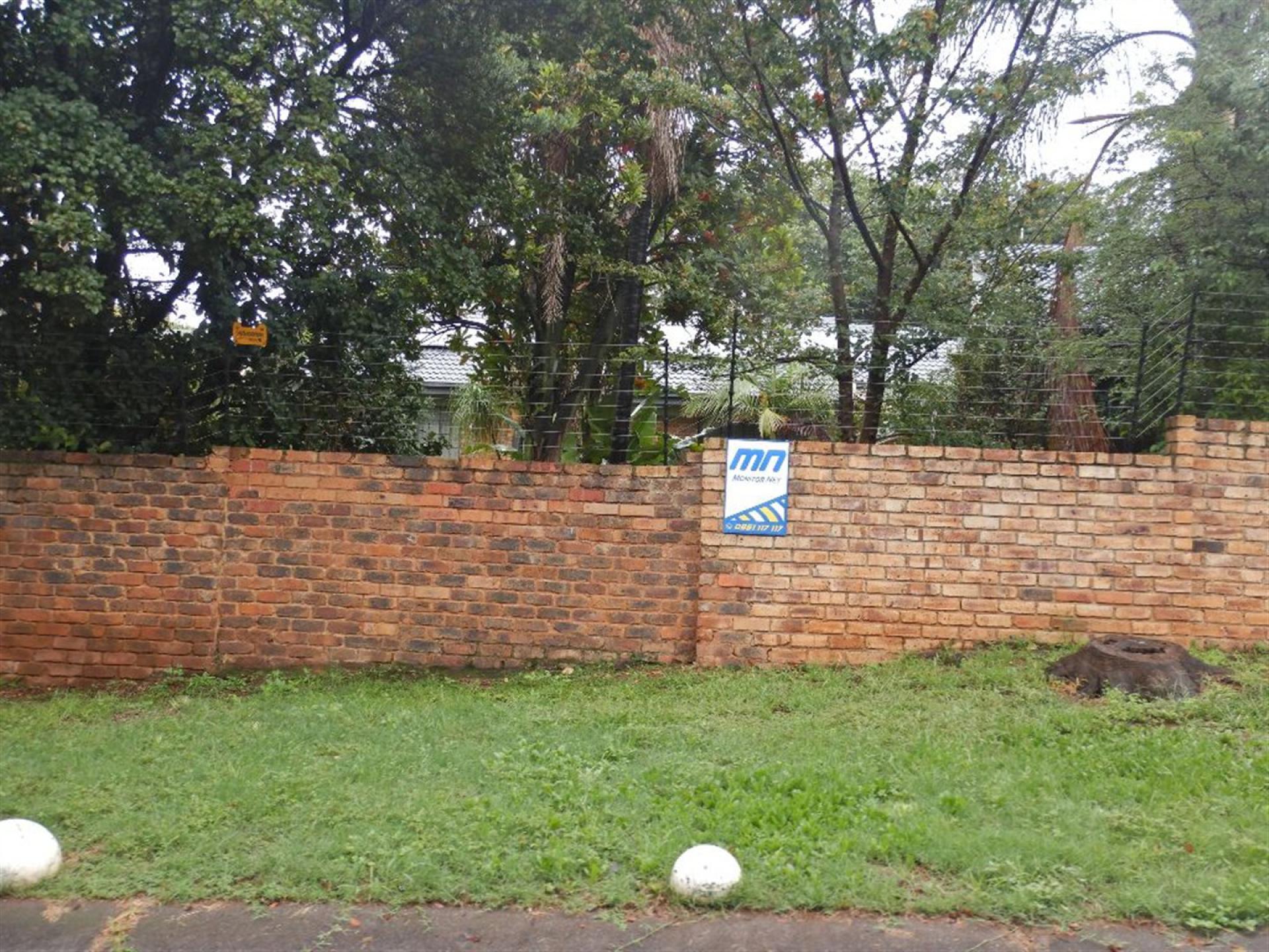Front View of property in Eldoraigne