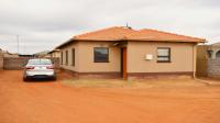 Front View of property in Dawn Park