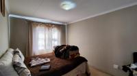 Main Bedroom - 15 square meters of property in Dawn Park