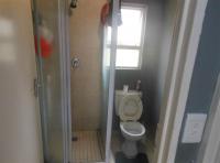 Bathroom 2 of property in Raisethorpe