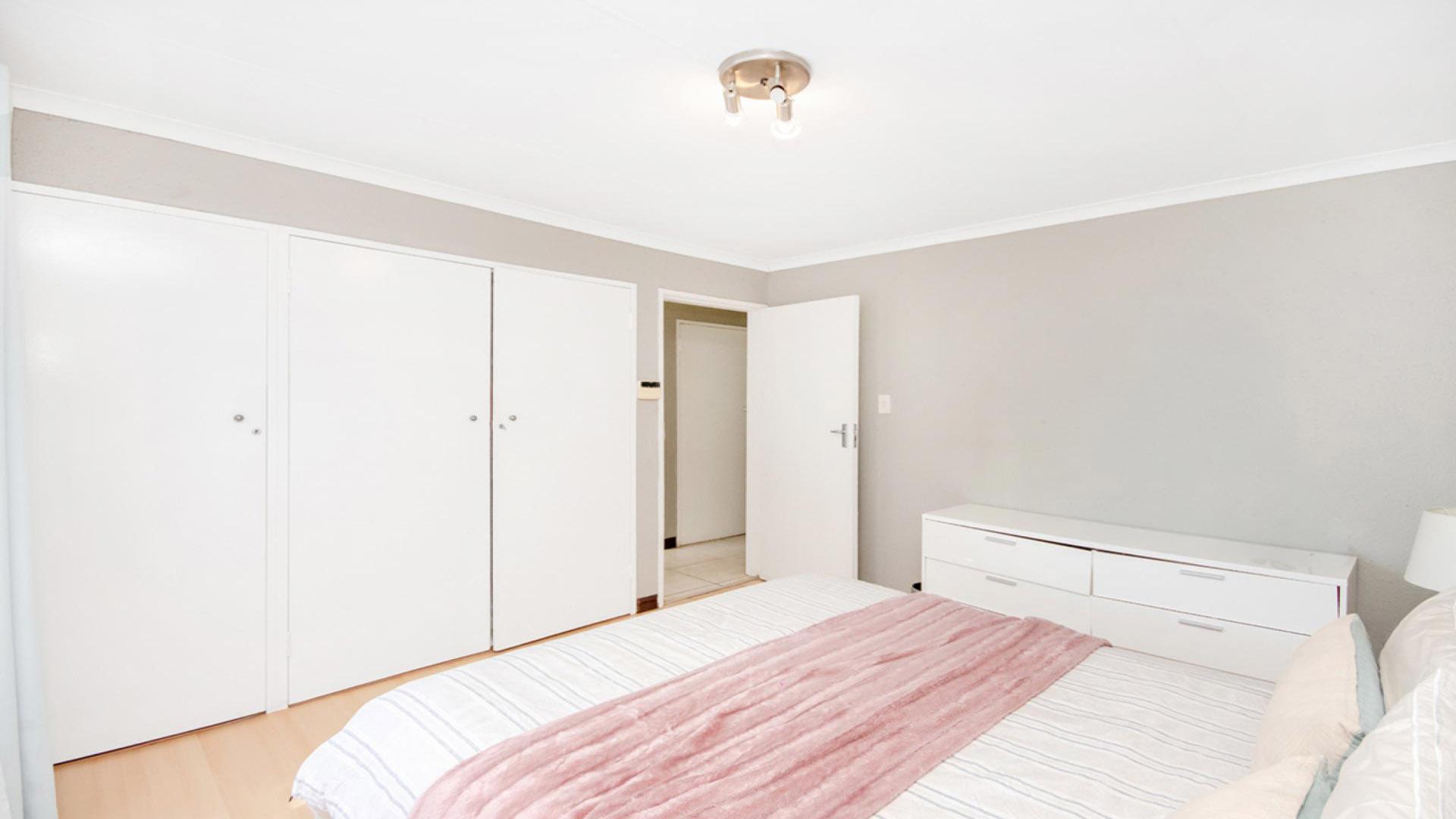 Bed Room 1 of property in Bryanston