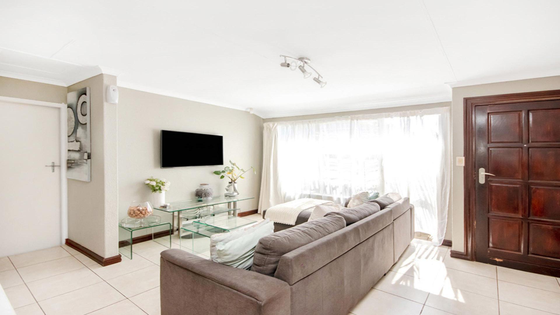 Lounges of property in Bryanston