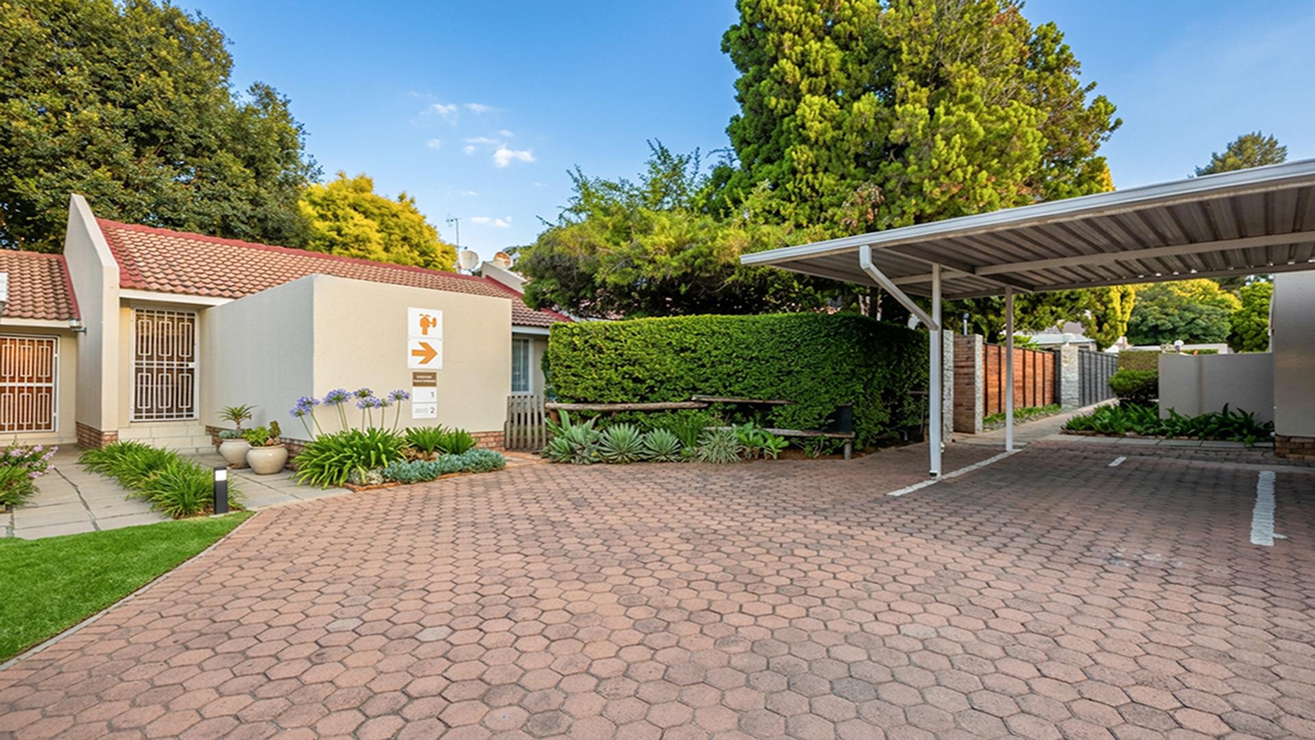 Carport  of property in Bryanston