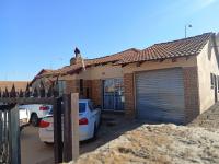 Front View of property in Mohlakeng